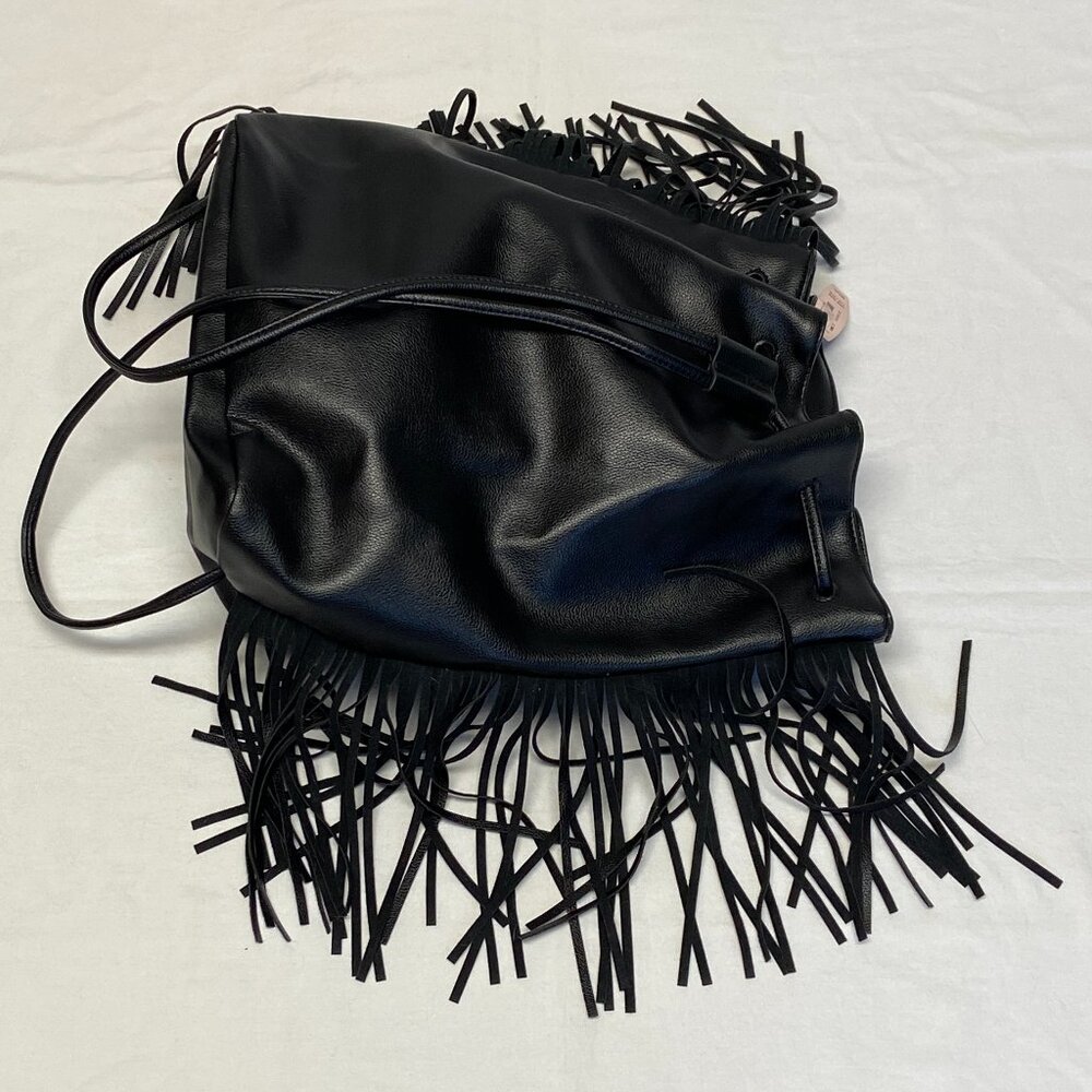 Victoria’s Secret Black Fringe Faux Leather Backpack Tote NWT Slide Closure Bag - Picture 11 of 15